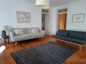 Stunning Apartment near Chiado